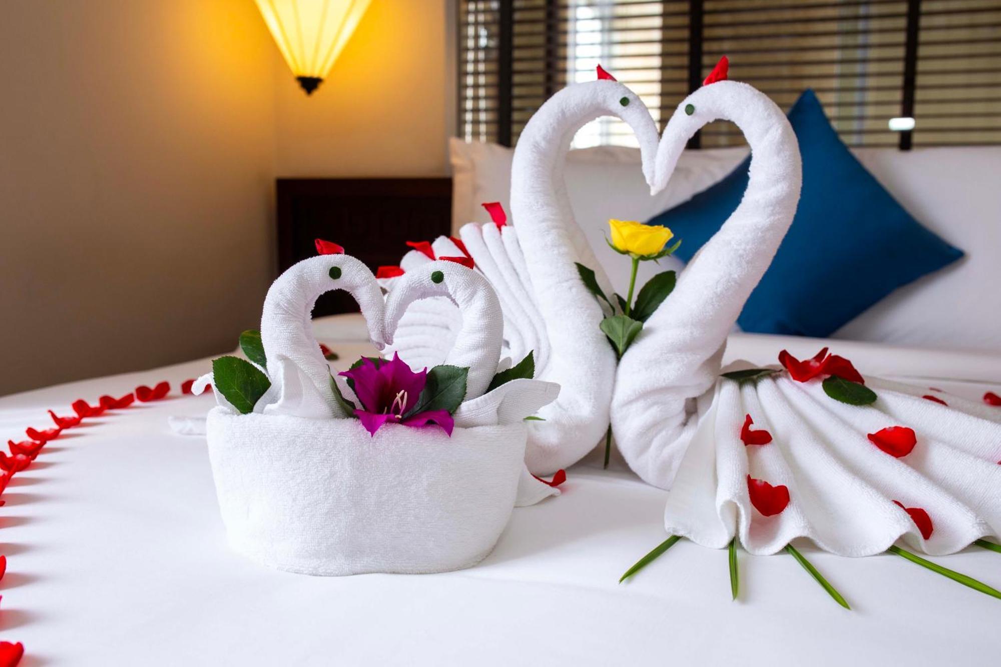 Royal Riverside Hoi An Hotel & Spa Εξωτερικό φωτογραφία