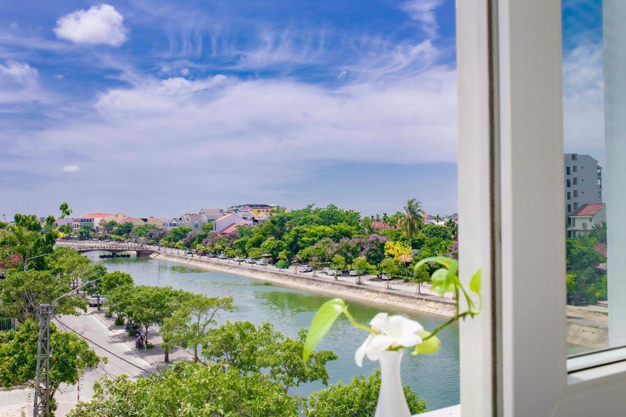Royal Riverside Hoi An Hotel & Spa Εξωτερικό φωτογραφία