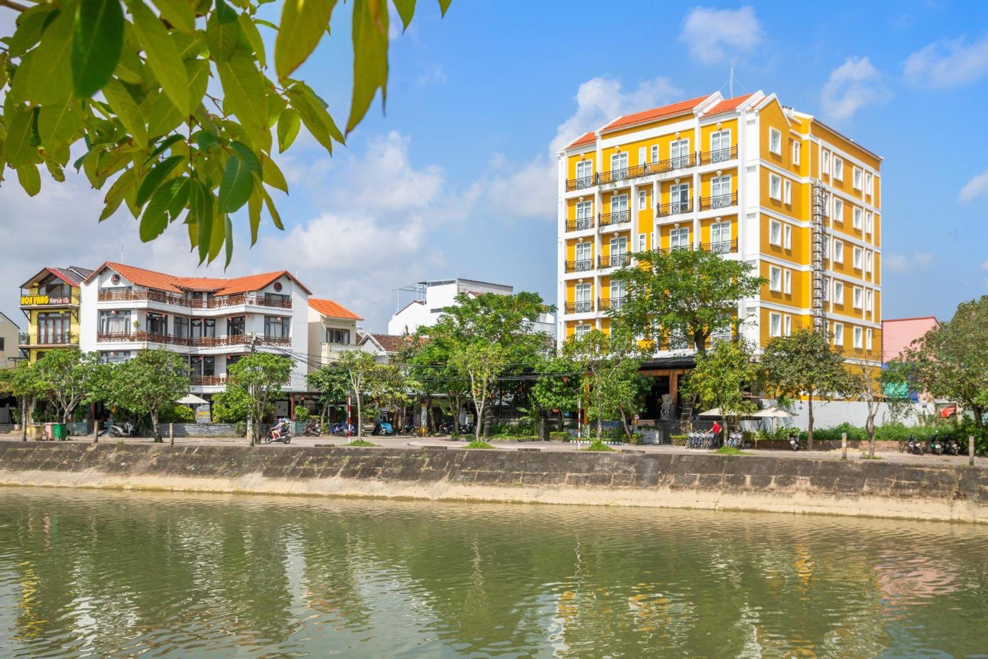 Royal Riverside Hoi An Hotel & Spa Εξωτερικό φωτογραφία